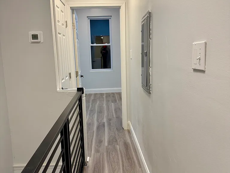 703 W Huntingdon St #2 — Photo 9