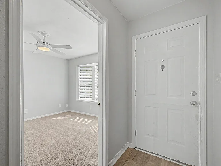 126 Manchester St — Photo 13