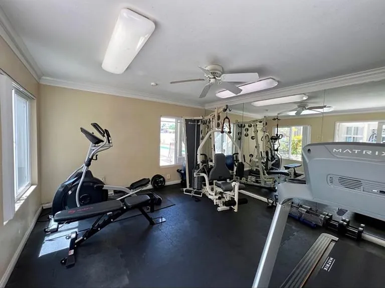 3030 Suncrest Dr #214 — Photo 11