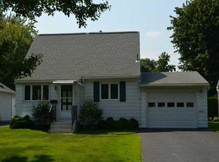 139 Wood Rd, Rochester, NY 14626