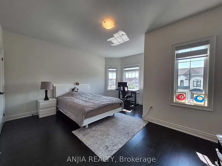 50 Meadow Vista Cres #UPPER — Photo 41