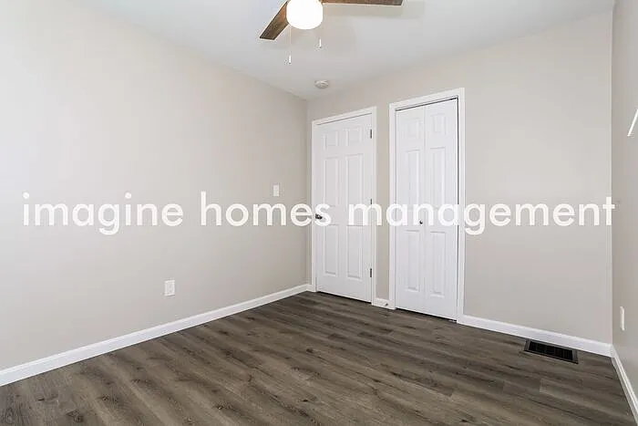 4963 Schroer Ave — Photo 7