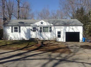 25 Sunset Dr, Leicester, MA 01524