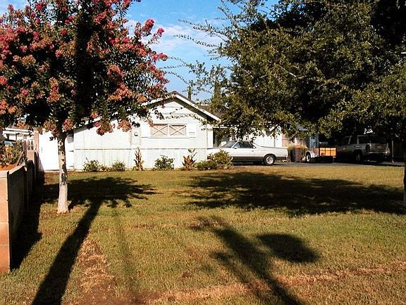 Large Lot for Expansion