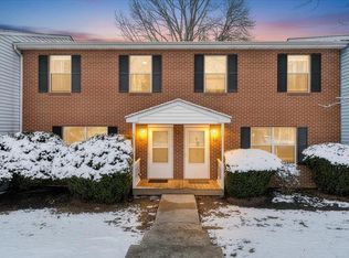 210 Pheasant Run Dr, Blacksburg, VA 24060