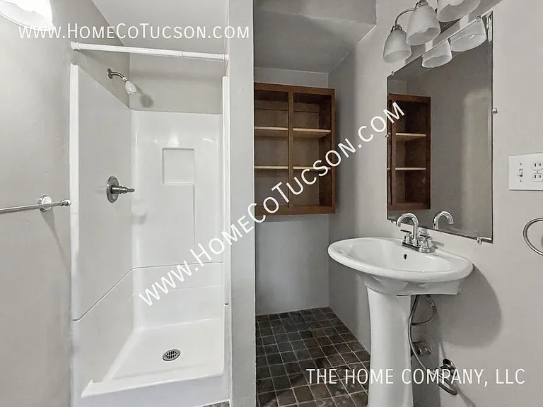 544 E Speedway Blvd — Photo 15