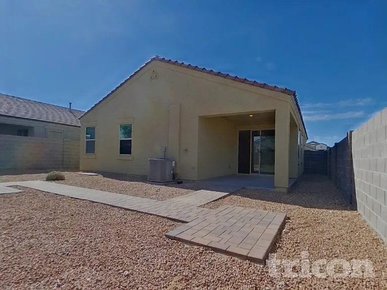 31062 W Mulberry Dr — Photo 17