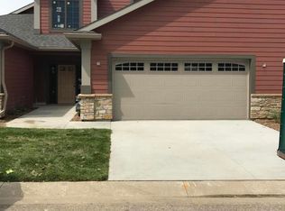 498 Panorama Cir NW, Rochester, MN 55901