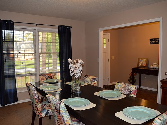 4th image of 1505 Palmetto Dr