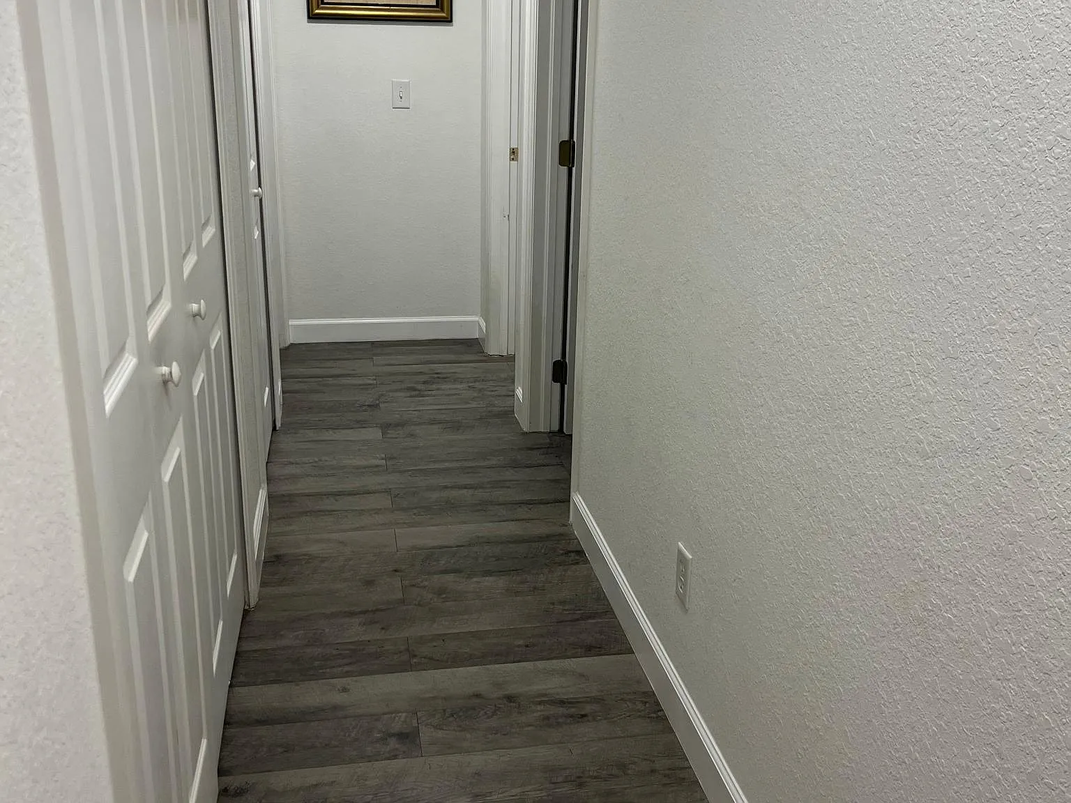 1111 SW 8th Ct — Photo 4
