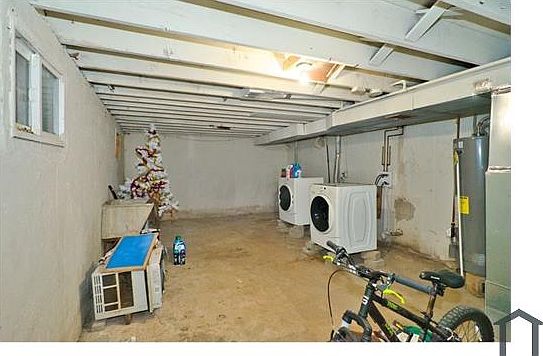 5th image of 118 N Menard Ave APT 2A
