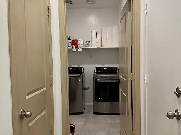 3588 N Sequoia St — Photo 18