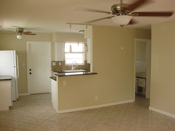 2nd image of 1512 NW 1st Ave