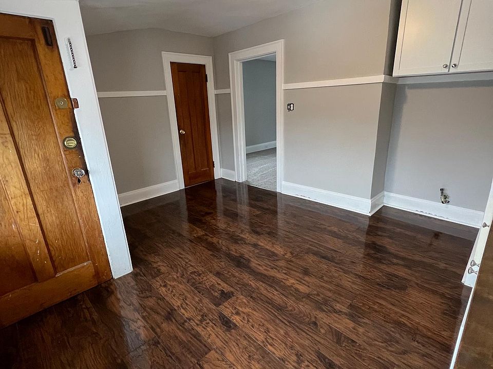 1st image of 2077 Elbur Ave #3