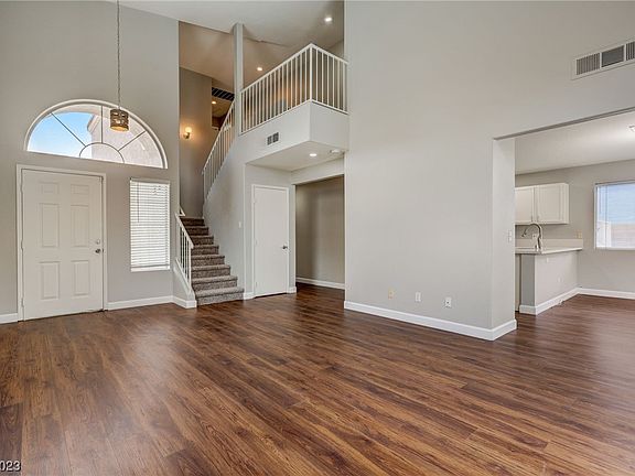 5th image of 2135 Saint Paul Way