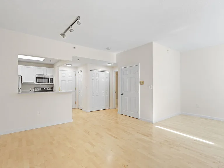 169 Monsignor Obrien Hwy #304 — Photo 14