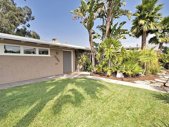 4th image of 1922 Mission Cliff Dr