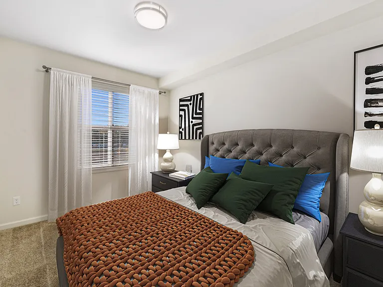 Maddox Apartments — Photo 6