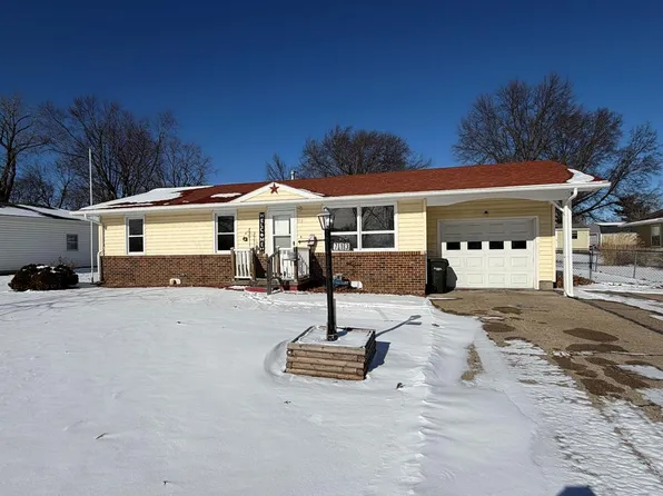 713 E Meadow Ln, Kirksville, MO 63501