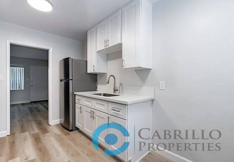 2401 C St #C — Photo 7