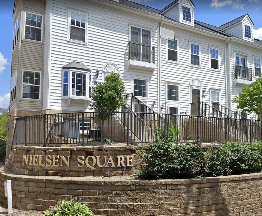 1st image of 1029 Maiden Lane Ct