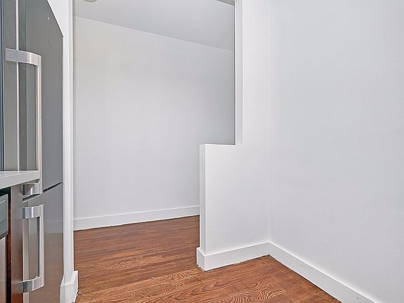 5th image of 2273 A C Powell Blvd APT 5D