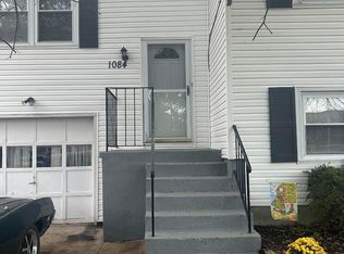 1084 Woodlawn Ave, Pasadena, MD 21122