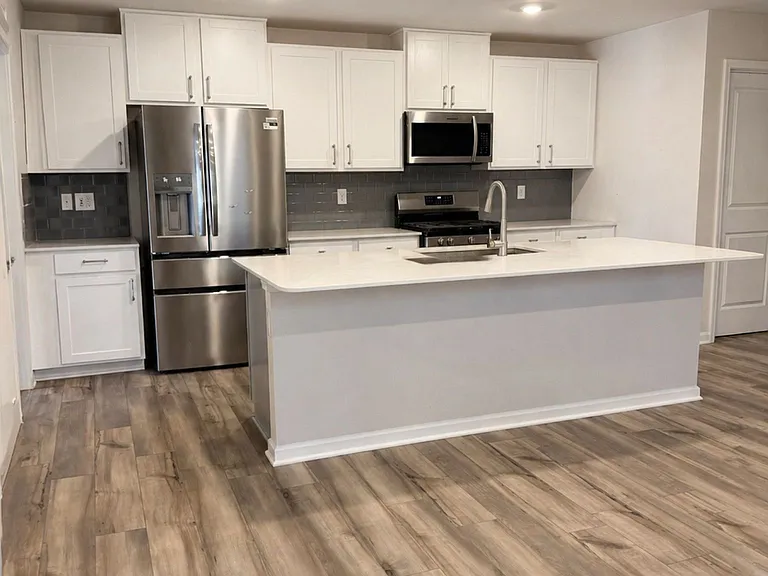 10227 Chatham Run Ln — Photo 13