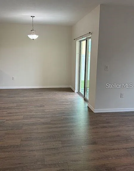 241 Hamlet Rd — Photo 9