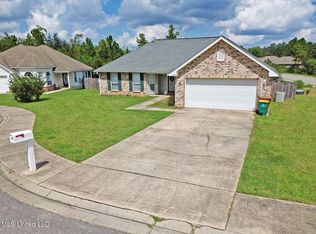 14274 Tori Dawn Ct, Gulfport, MS 39503