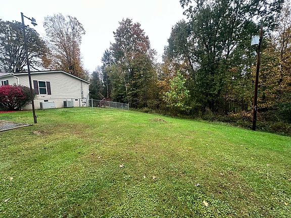 2nd image of 17560 Webster Rd