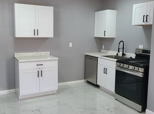 4033 5th St APT D, Riverside, CA 92501