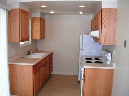 4th image of 837 Opal Dr APT 2
