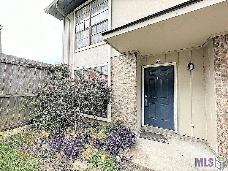 2245 King Arthur Blvd #24 — Photo 12
