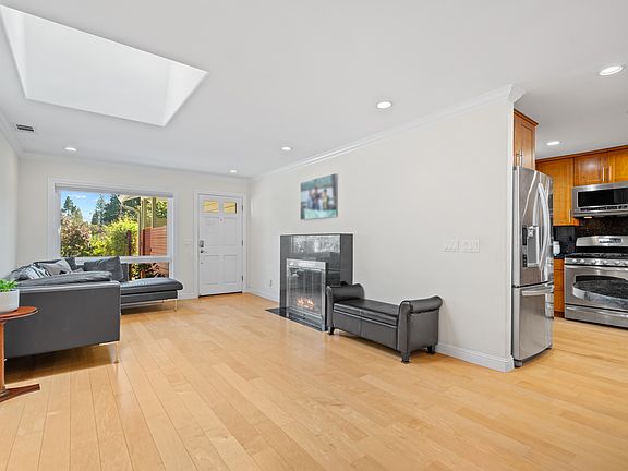 2nd image of 4206 Suzanne Dr