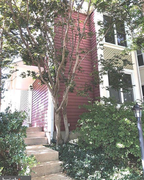 1st image of 7328 Eastgate Ln