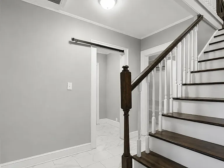 1409 Rhem Ave — Photo 13