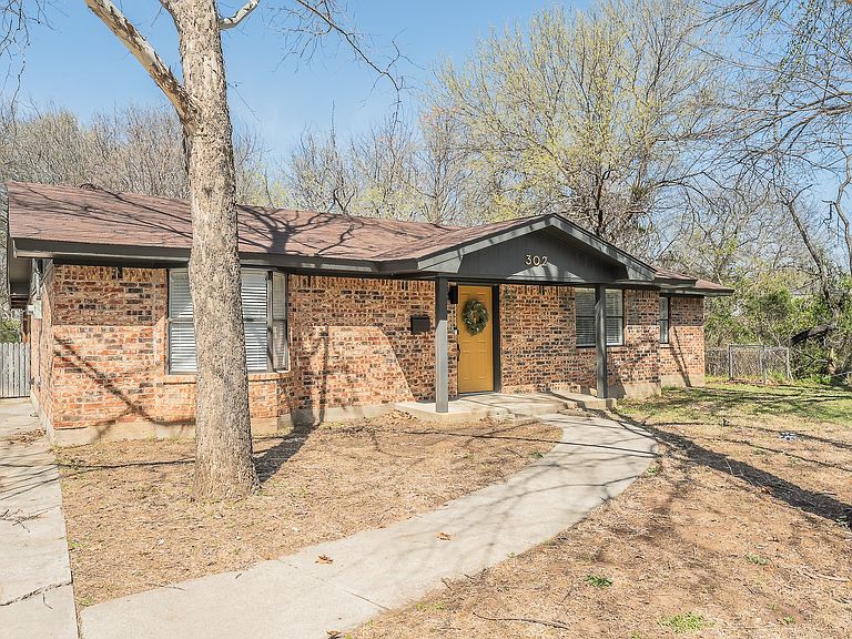 Listing photo 5