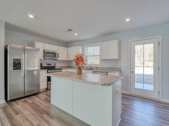 5th image of 159 Barrington Creek Rd