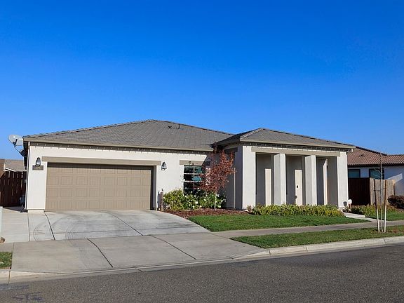 2nd image of 2344 Mustang Dr