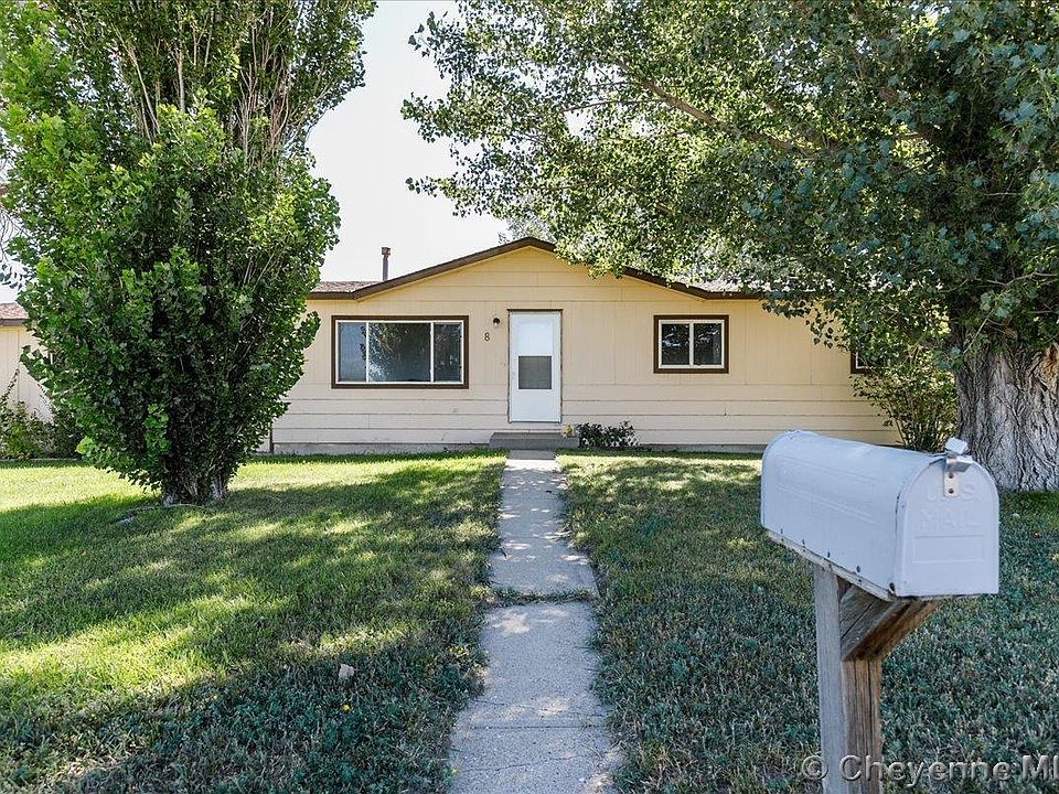 1st image of 8 Antelope Dr