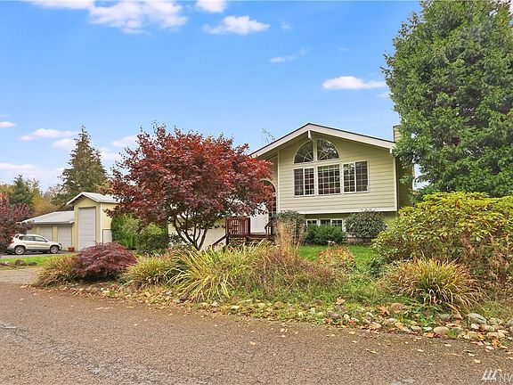 2nd image of 11407 127th Ave NE