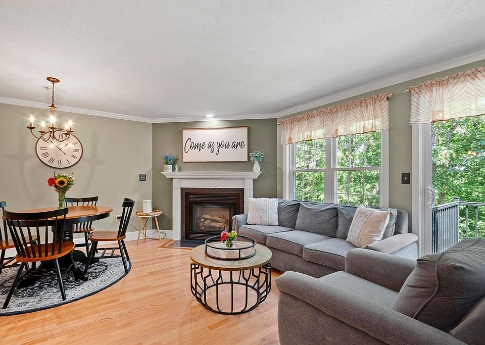 1st image of 70 Bridle Cross Rd #70