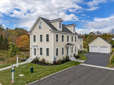 5 Moncrief St #5, Amesbury, MA, 01913