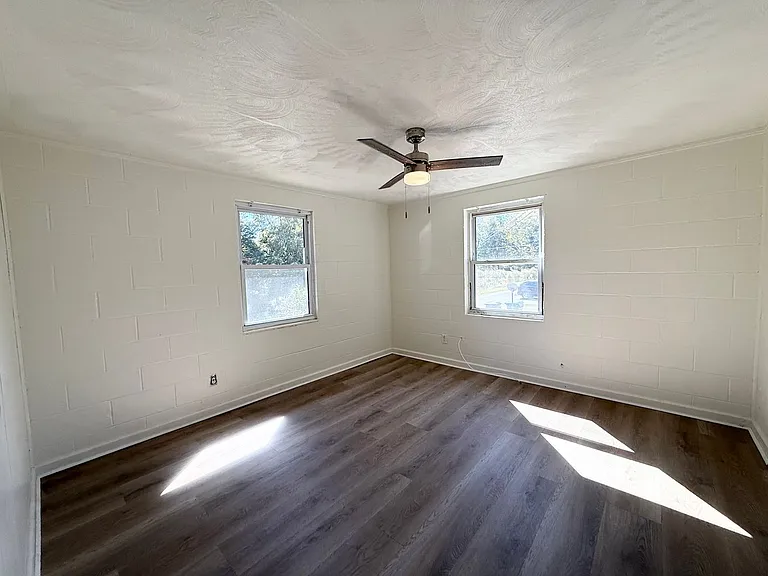 2966 Old Shelby Rd — Photo 10