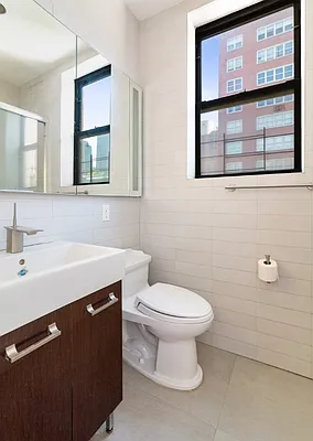 Rented by Mossanen Group | media 6