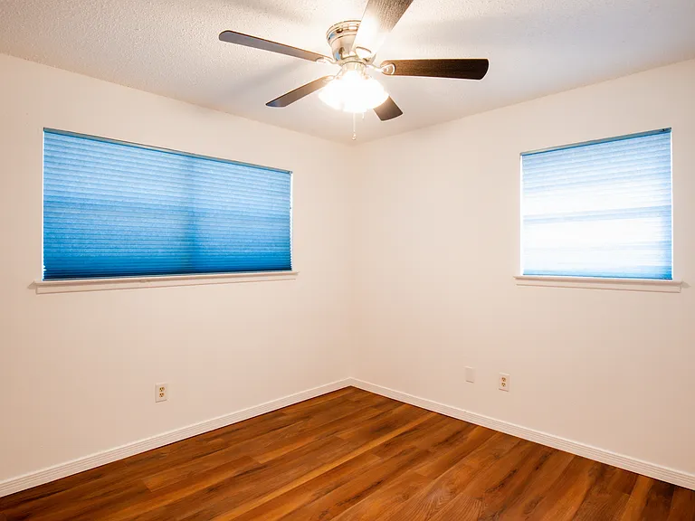 1633 Stull Dr — Photo 27