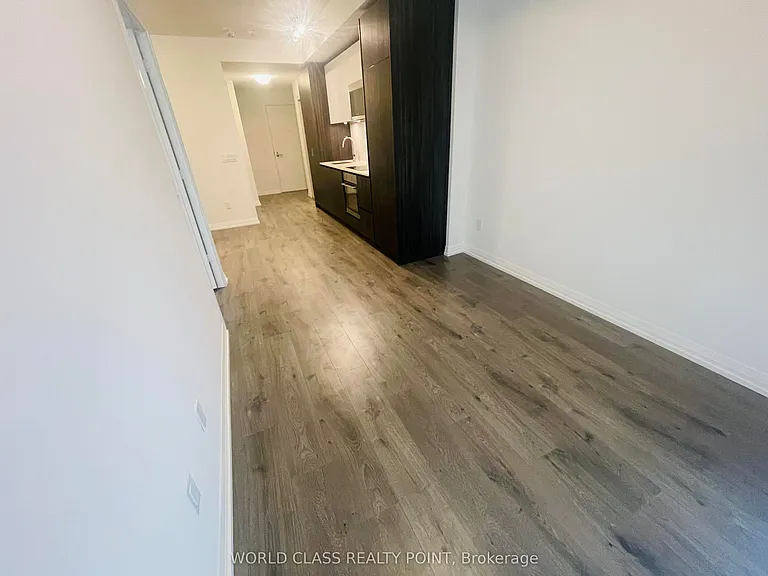 28 Widmer St #3622 — Photo 3