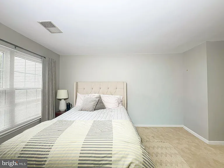 9707 Quiet Brook Ln — Photo 15