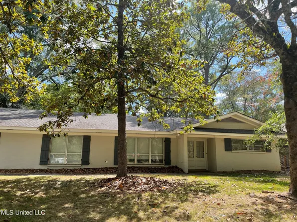 4152 Crestview Pl, Jackson, MS 39211